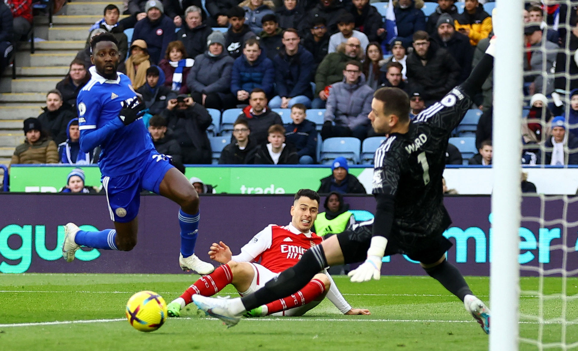 巴萨给每一 巴萨给每一